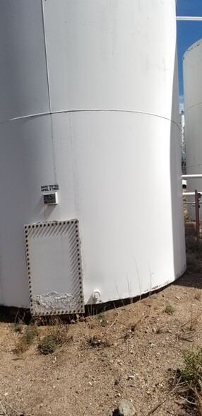 More Photos Of 4010 El Rey Rd, Albuquerque Chemical Oil Refinery For Sale