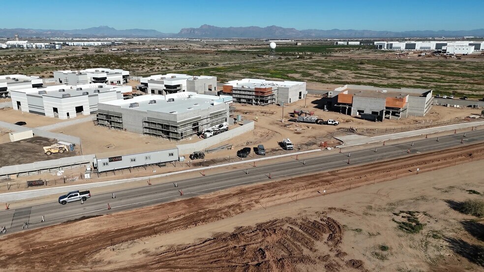 More Photos Of 7320 E Pecos Rd, Mesa Warehouse For Sale