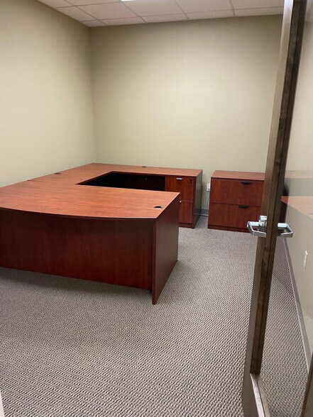 More Photos Of 4012 Benton Rd, Bossier City Storefront For Lease