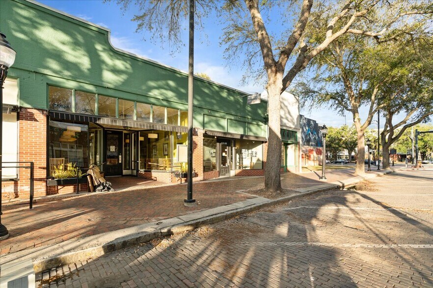 More Photos Of 14 SW 1st Ave, Gainesville Storefront For Lease