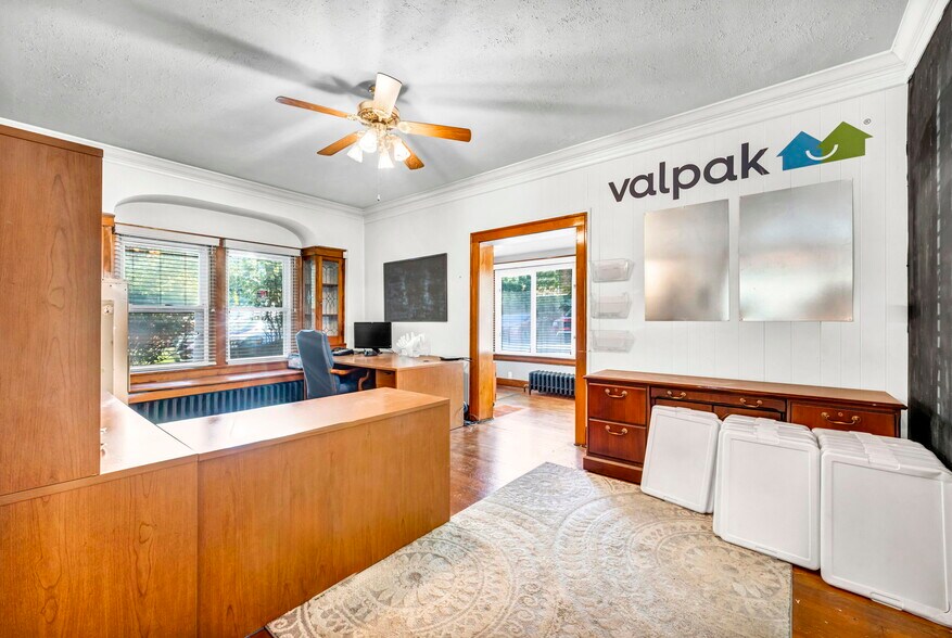 More Photos Of 881 E 222nd St, Euclid Office Residential For Sale
