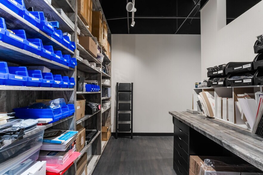 More Photos Of 2950 E Sunset Rd, Las Vegas Showroom For Sale