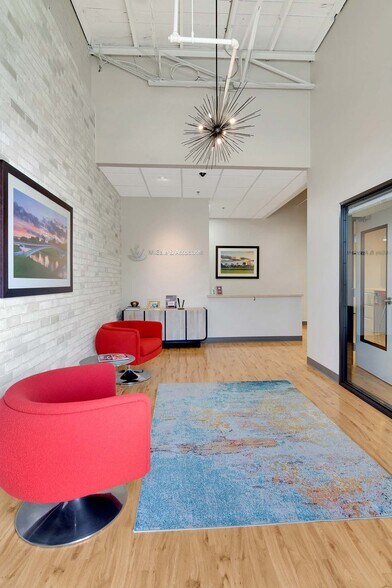 More Photos Of 3000 Race St, Fort Worth Office For Lease