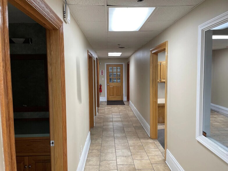 More Photos Of 3150 Moon Station Rd, Kennesaw Warehouse For Lease