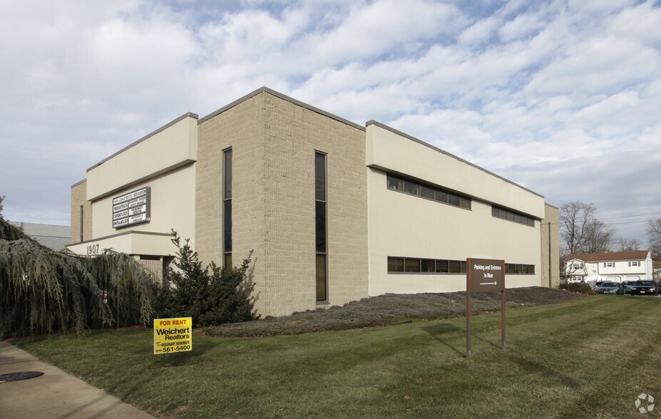 More Photos Of 1907 Park Ave, South Plainfield Medical For Sale