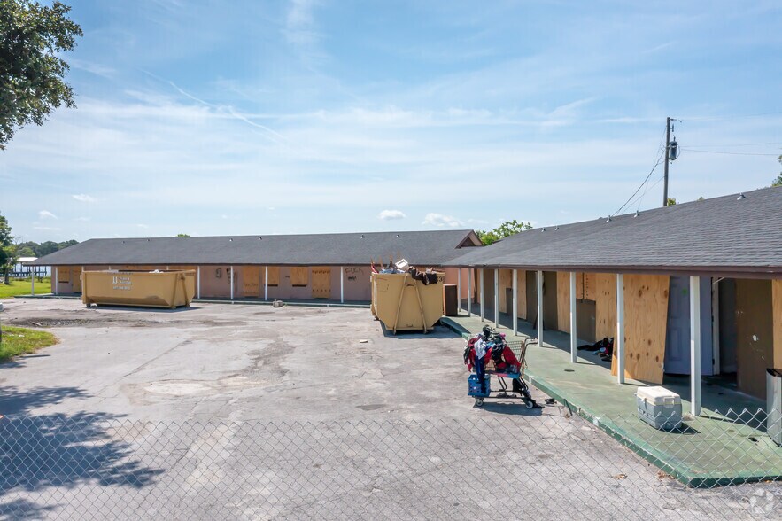 More Photos Of 1995 S US Highway 17 92, Longwood Hospitality For Sale