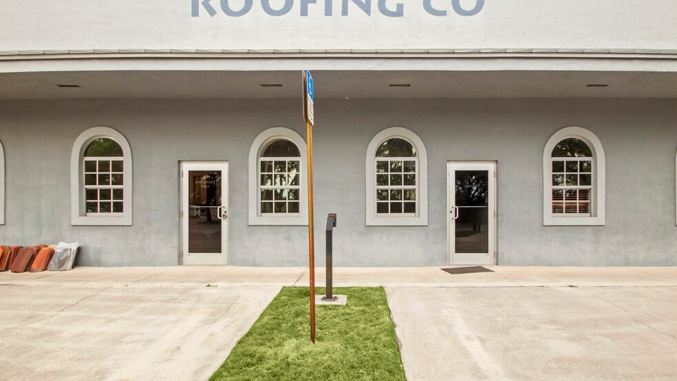 More Photos Of 14701 SW 137th St, Miami Light Distribution For Lease