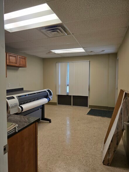 More Photos Of 1777 Mcduff Ave N, Jacksonville Service For Lease