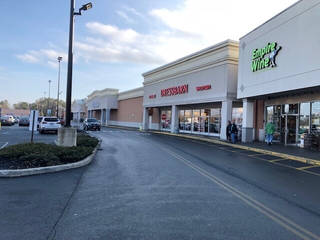 More Photos Of 1440 Central Ave, Colonie Unknown For Lease