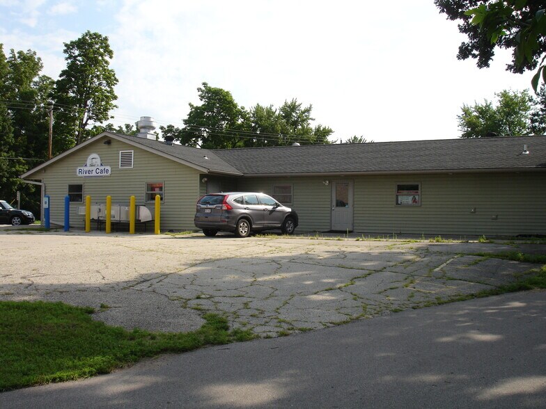 More Photos Of 23991 3rd St, Trempealeau Restaurant For Sale