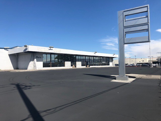 More Photos Of 3223 Mill St, Reno Service For Lease