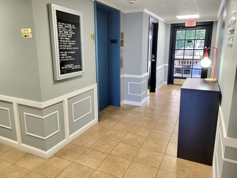 More Photos Of 1320 SE Federal Hwy, Stuart Medical For Lease