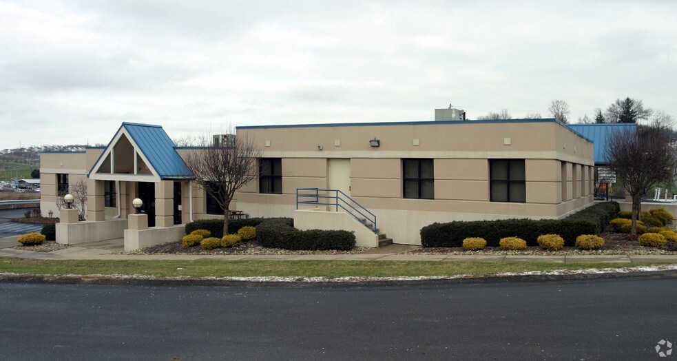 More Photos Of 1385 Washington Rd, Washington Office For Lease