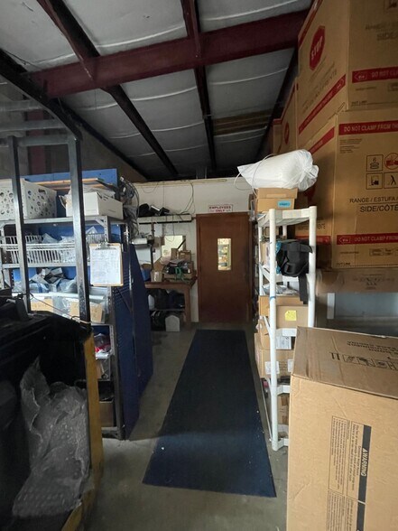 More Photos Of 2371 S McCall Rd, Englewood Freestanding For Sale