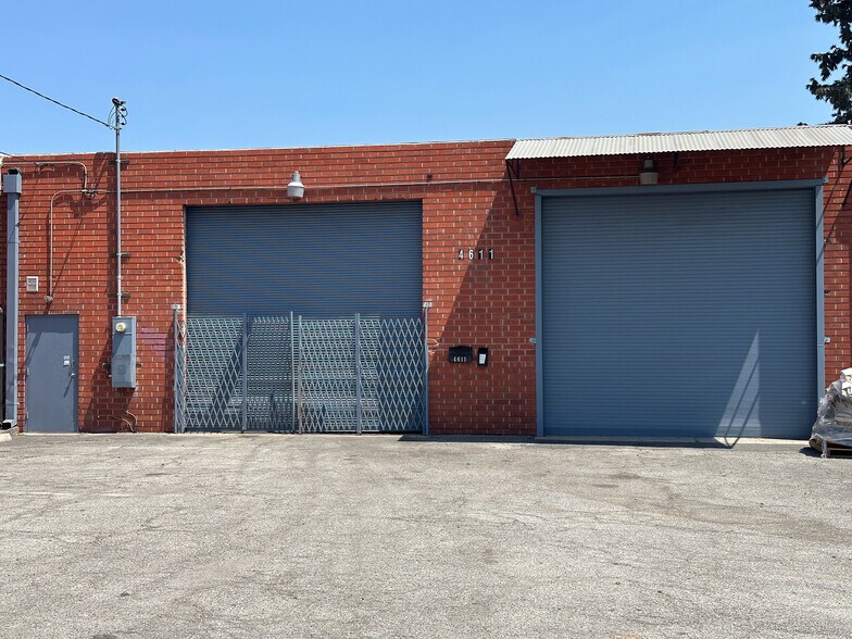 Primary Photo Of 4611 Sheila St, Commerce Warehouse For Lease