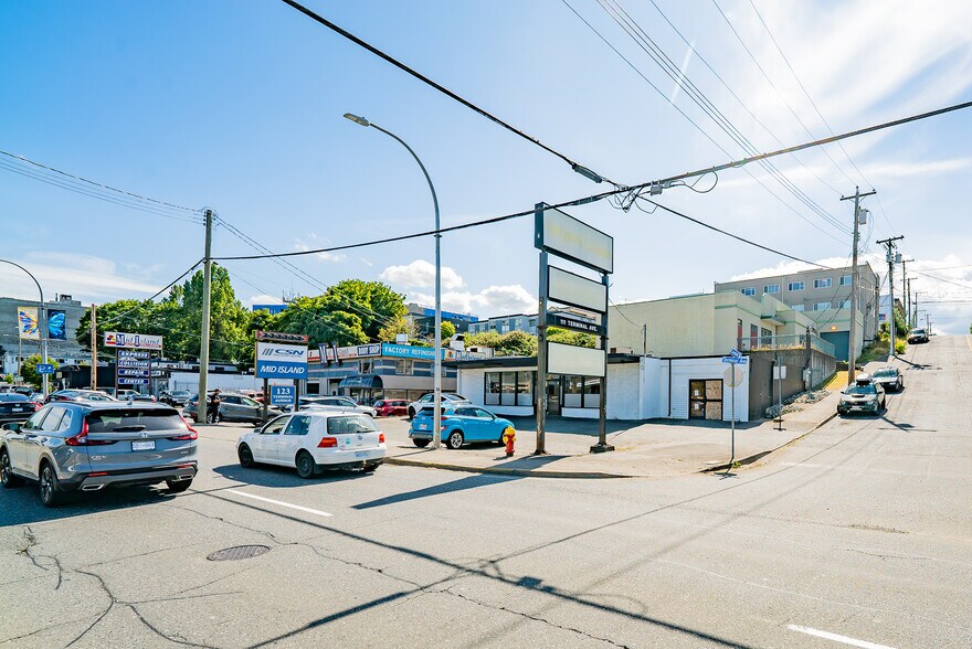 More Photos Of 111 Terminal Av, Nanaimo General Retail For Sale