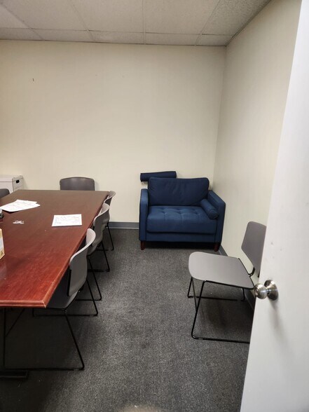 More Photos Of 743 Columbia Tpke, East Greenbush Medical For Lease