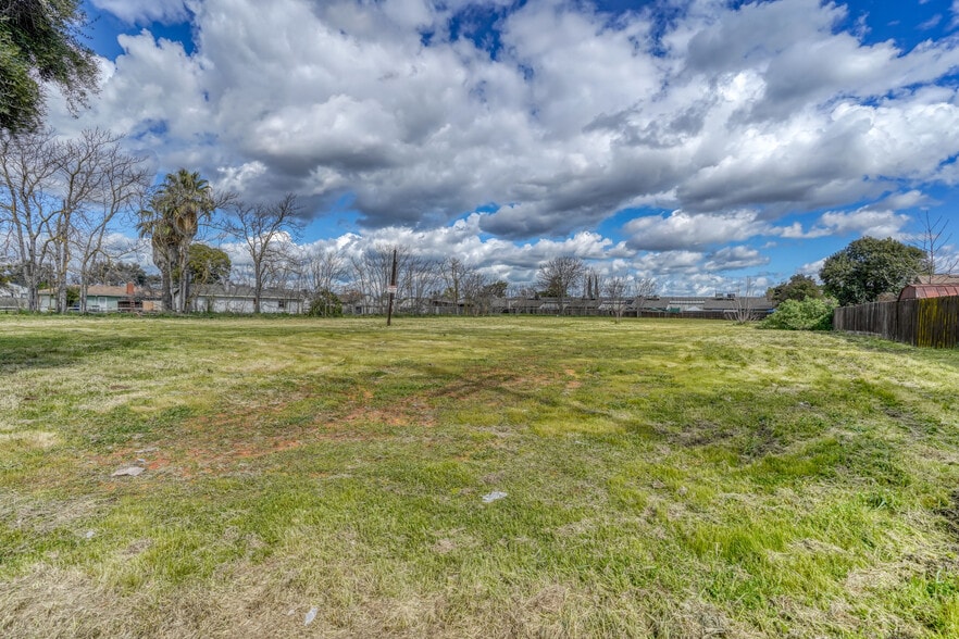 More Photos Of 4516 N Chestnut Ave, Fresno Land For Sale