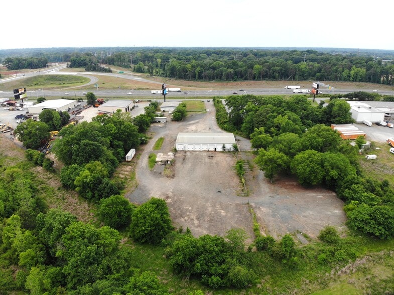 More Photos Of 450 Corporate Blvd, Rock Hill Warehouse For Lease