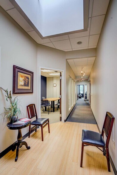 More Photos Of 8401 Chagrin Rd, Chagrin Falls Medical For Sale