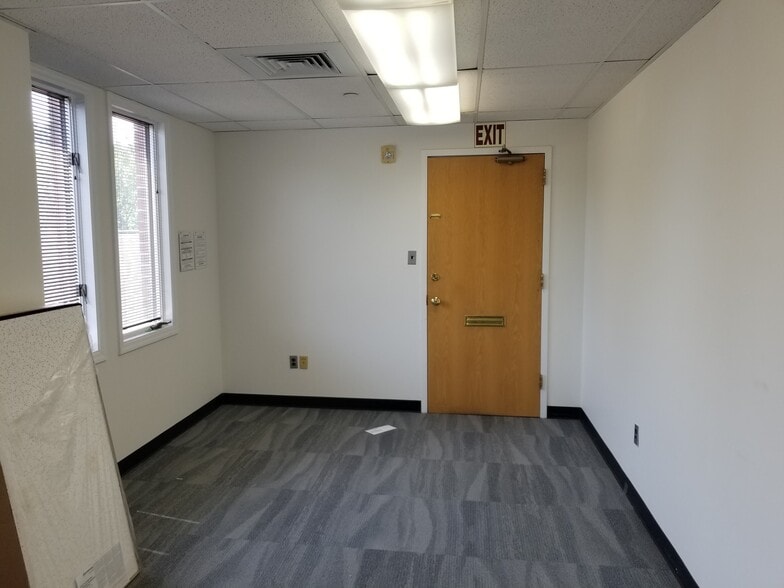More Photos Of 10903 Indian Head Hwy, Fort Washington Office For Lease
