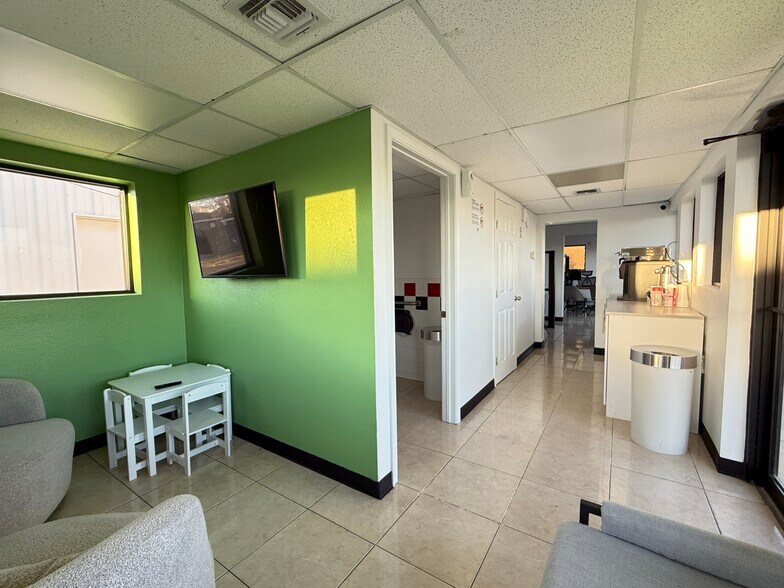 More Photos Of 2800 W Wall St, Midland Auto Dealership For Sale