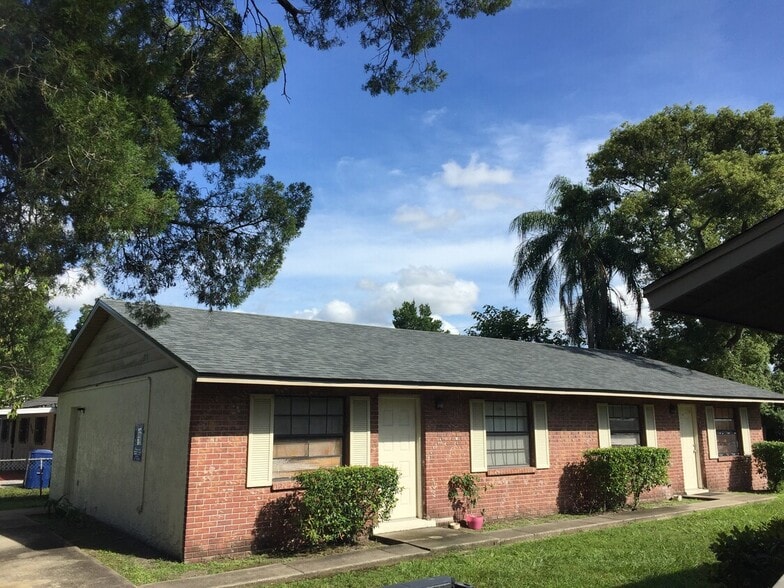 More Photos Of 911 E 108th Ave, Tampa Apartments For Sale