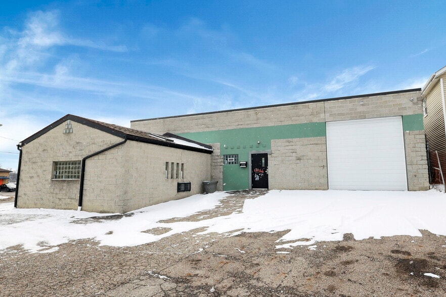 Primary Photo Of 1759 Old Leonard Ave, Columbus Warehouse For Sale
