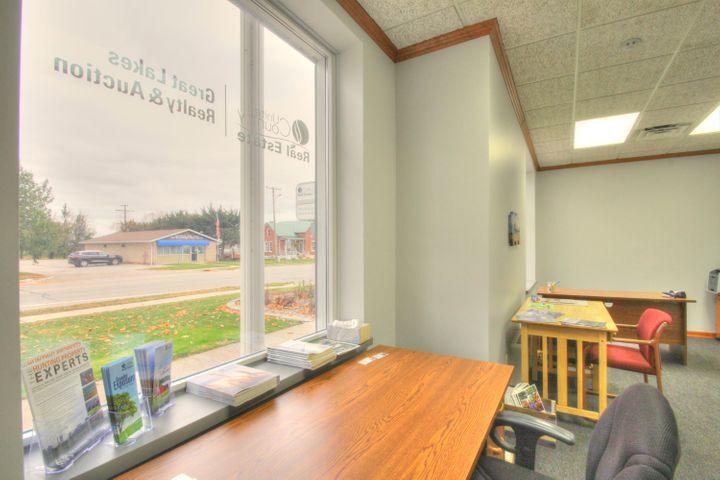More Photos Of 6586 Center St, Unionville Bank For Sale