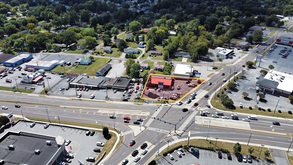 More Photos Of 5327 Clinton Hwy, Knoxville Auto Repair For Sale