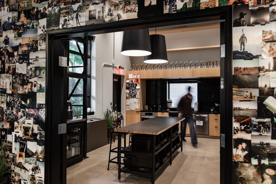 More Photos Of 2124 N Flint, Portland Office Residential For Sale