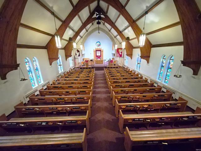 More Photos Of 832 E Center St, Warsaw Religious Facility For Sale