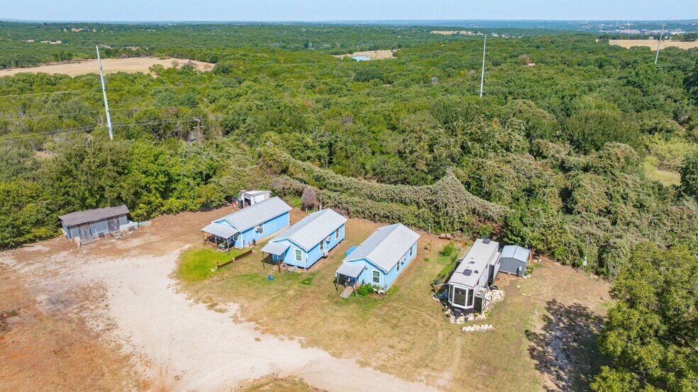 More Photos Of 2869 S Highway 144, Glen Rose Specialty For Sale