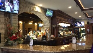 More Photos Of 152 E Main St, Dwight Bar For Lease