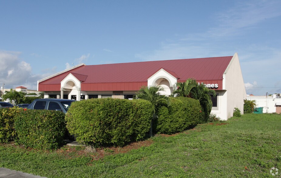 More Photos Of 4426 SE 16th Pl, Cape Coral Office For Lease