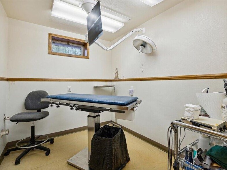 More Photos Of 4946 Page Ave, Michigan Center Medical For Sale