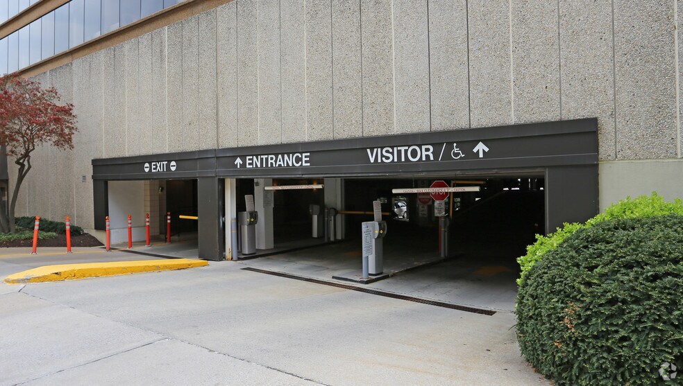 More Photos Of 11300 Rockville Pike, North Bethesda Office For Lease