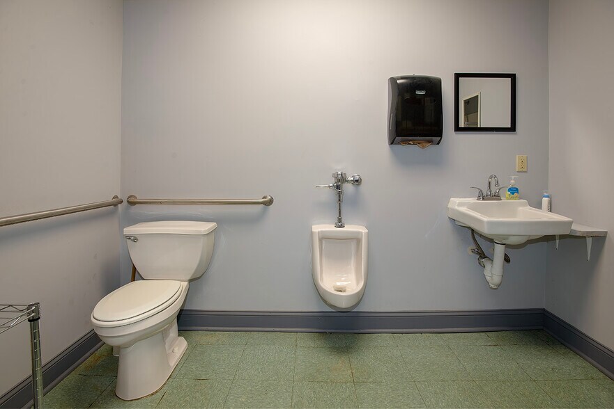 More Photos Of 48 Hope Rd, Blairstown Health Club For Sale