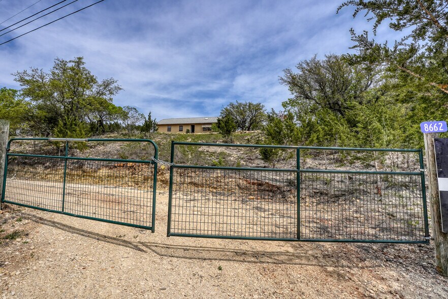 More Photos Of 8662 US 281 hwy, Blanco Land For Sale