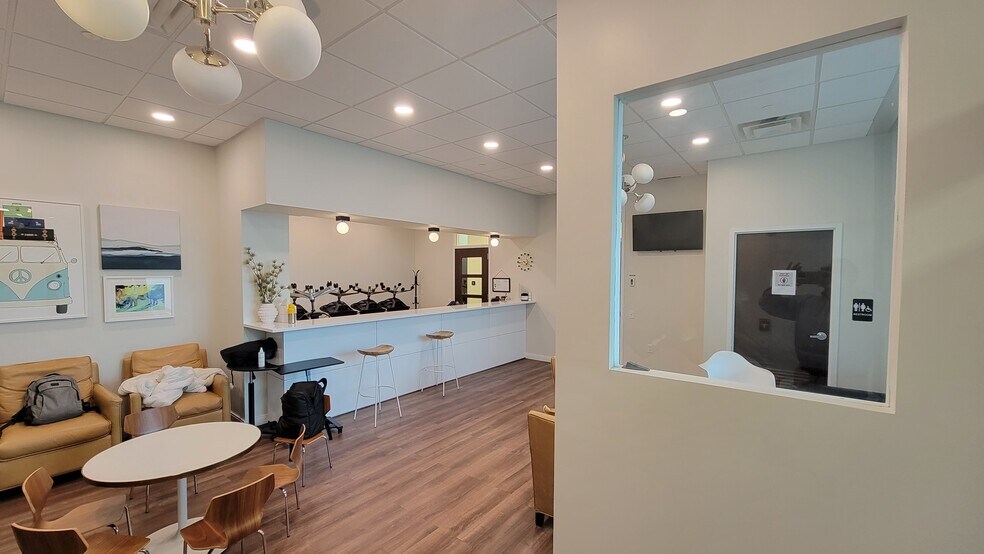 More Photos Of 250 Moonachie Rd, Moonachie Office For Lease