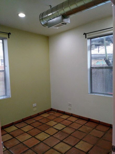 More Photos Of 5210 Avenue F, Austin Loft Creative Space For Lease