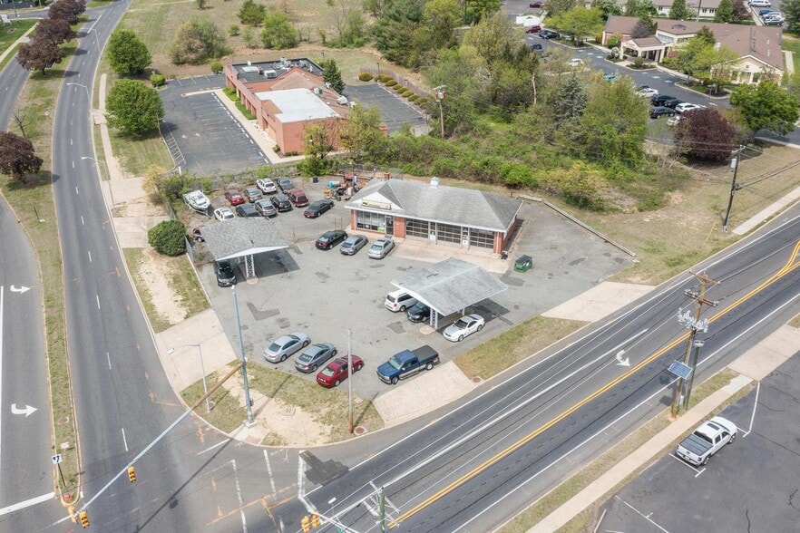 More Photos Of 601 John F Kennedy Way, Willingboro Auto Repair For Sale