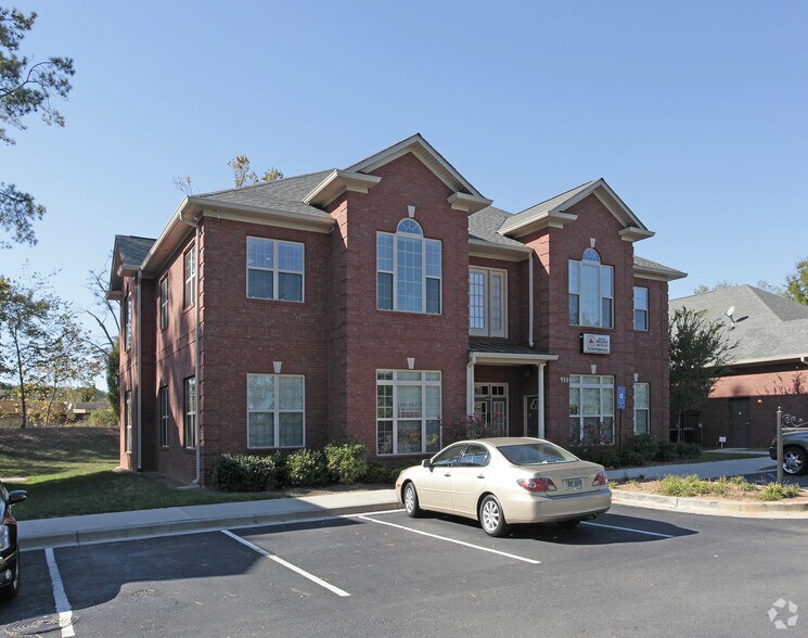Primary Photo Of 910 Dannon View, Atlanta Medical For Sale