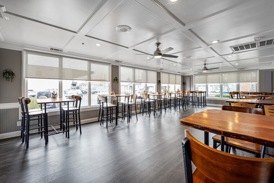 More Photos Of 1240 Fort Bragg Rd, Fayetteville Restaurant For Sale