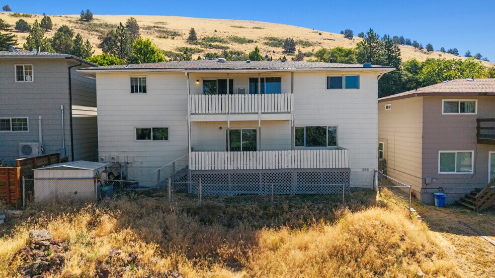 More Photos Of 1754 Kimberly Dr, Klamath Falls Multifamily For Sale