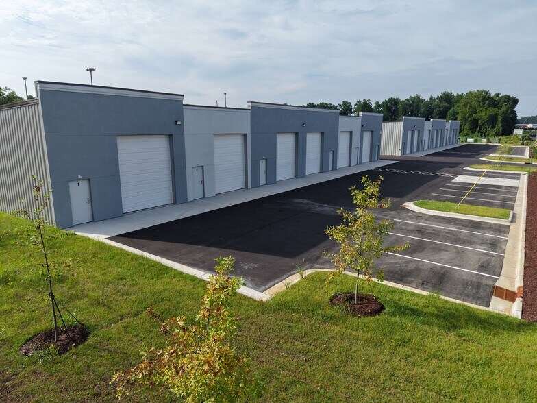 More Photos Of 4771 Reedy Branch Rd, Winterville Warehouse For Lease