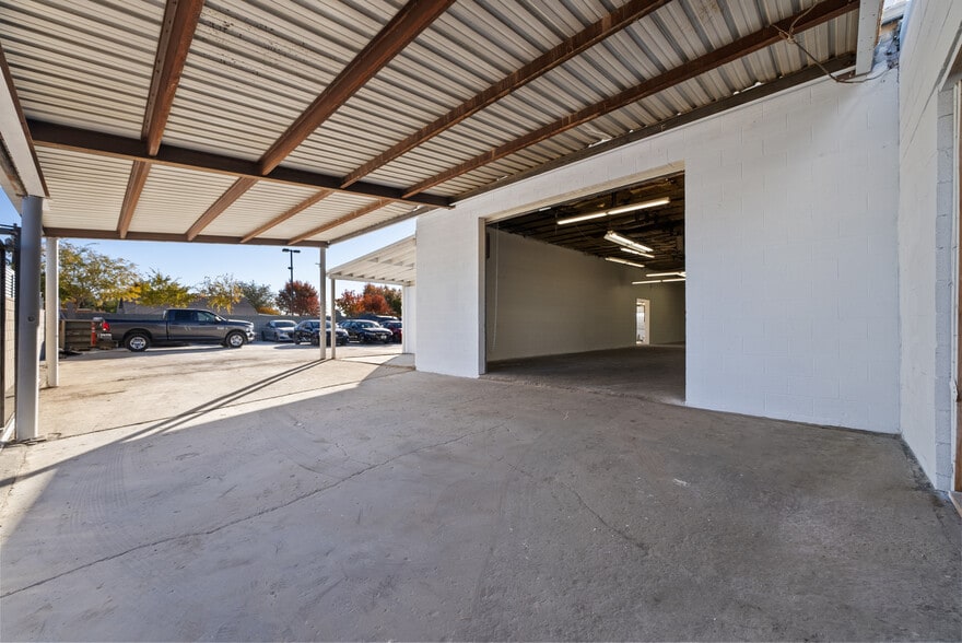 More Photos Of 44632 Trevor Ave, Lancaster Light Manufacturing For Sale