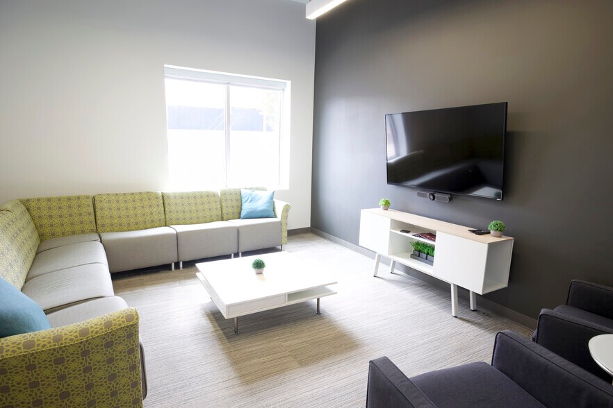 More Photos Of 1376 E 3300 S, Millcreek Coworking Space