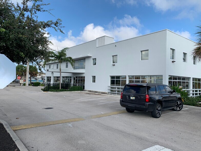 More Photos Of 1299 E Commercial Blvd, Oakland Park Medical For Lease