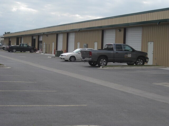 More Photos Of 317 E Cedar Ave, McAllen Warehouse For Lease